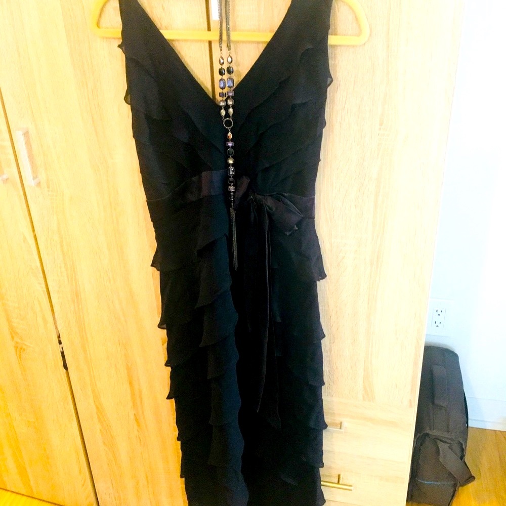 Beautiful Cocktail Tadashi Shoji Black Dress